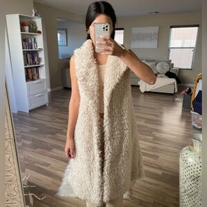 Faux fur Teddy Sleeveless Coat
